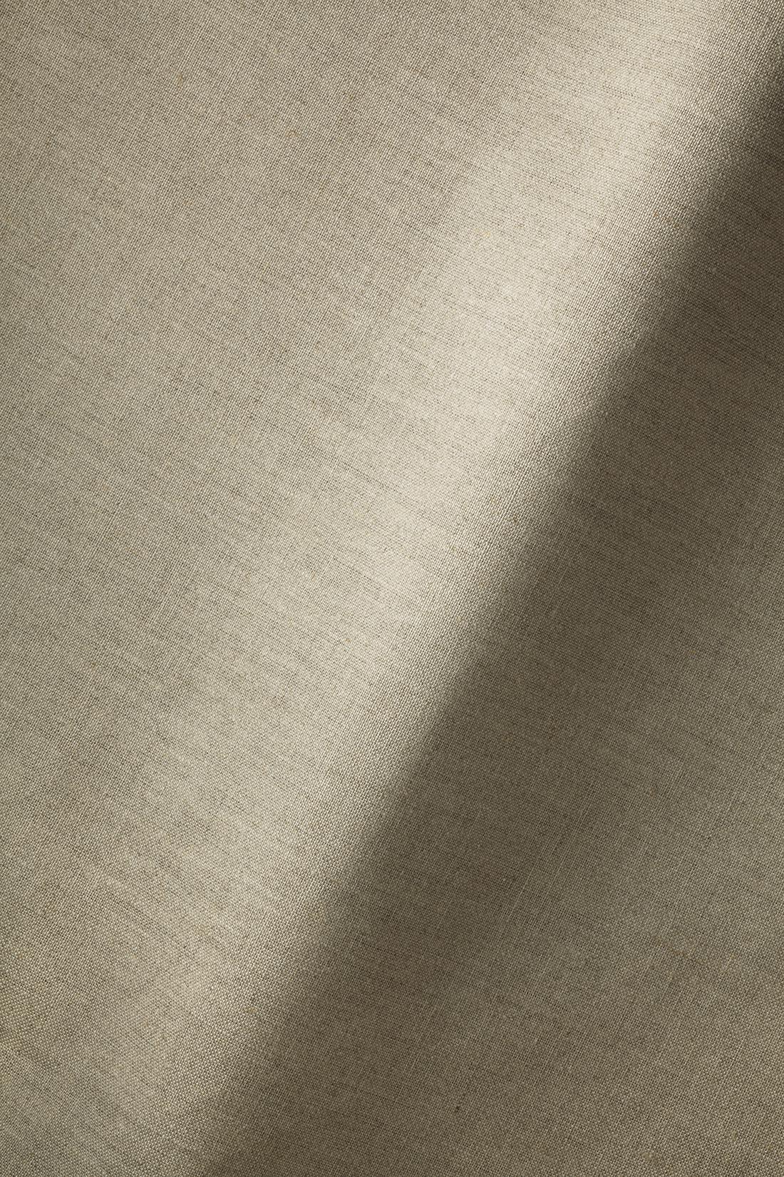 Mid Weight Linen in Easel*