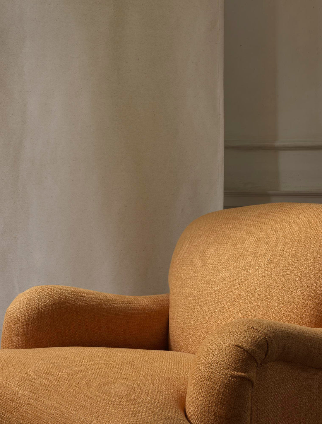 Textured Linen in Amber