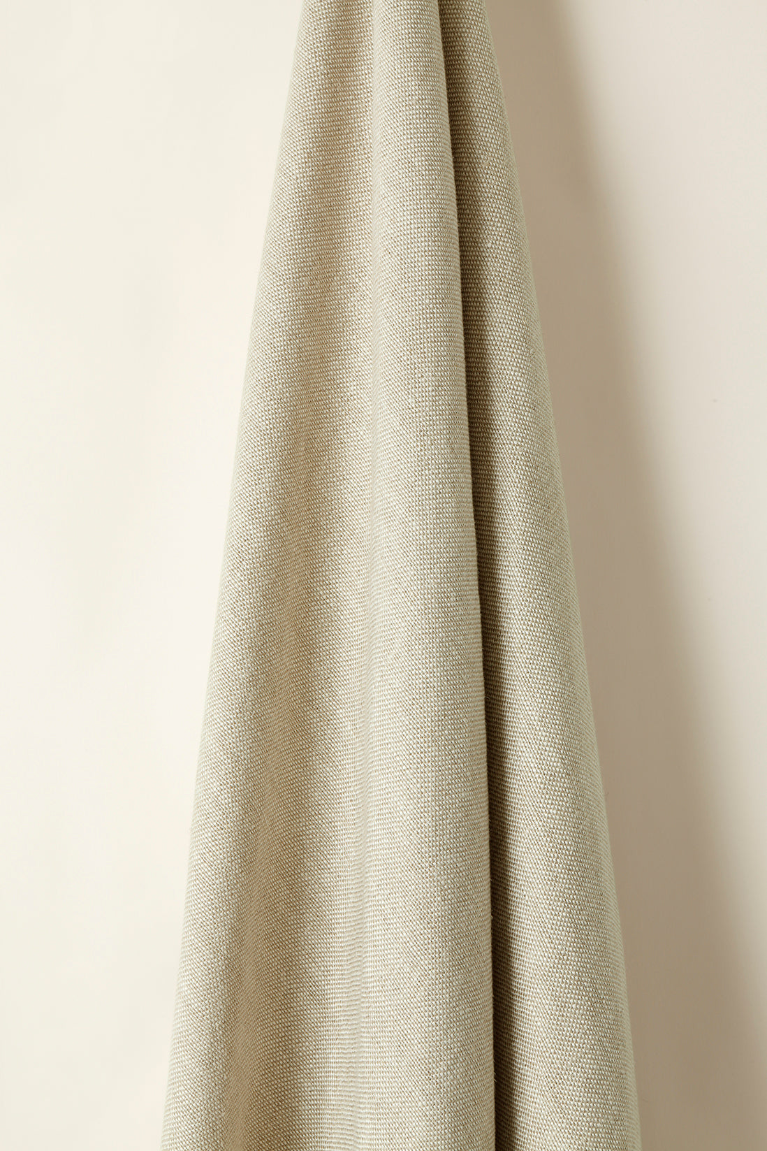 Heavy Weight Linen in Malt*
