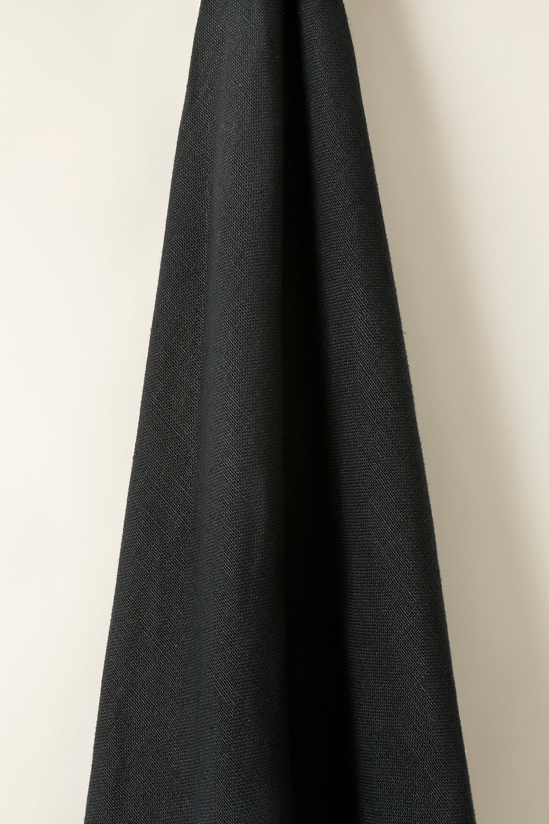 Heavy Weight Linen in Pitch