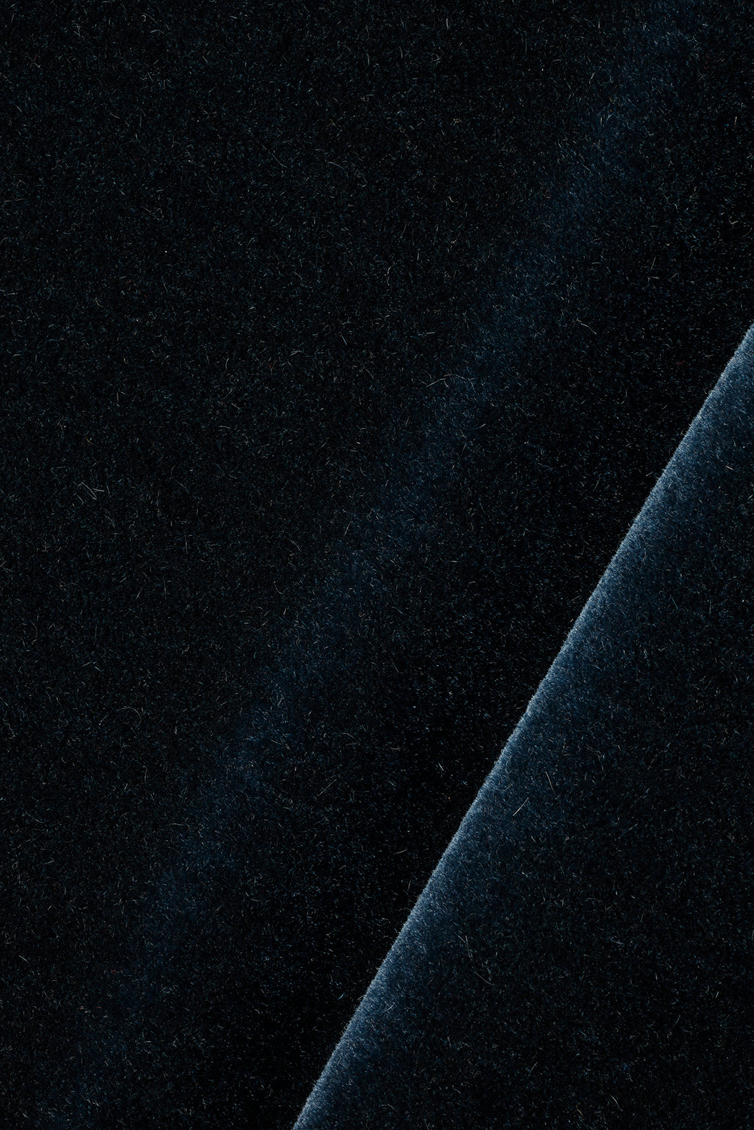 Mohair Velvet in Navy