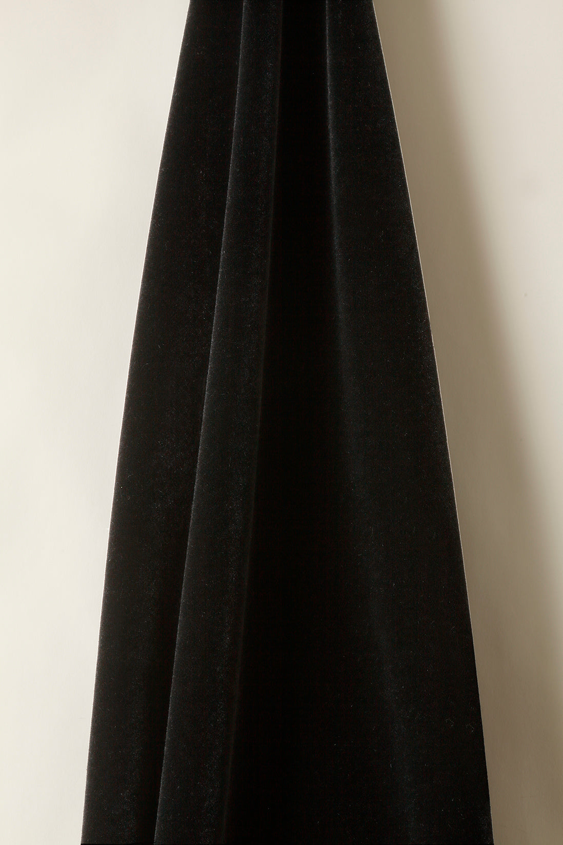 Mohair Velvet in Blackberry