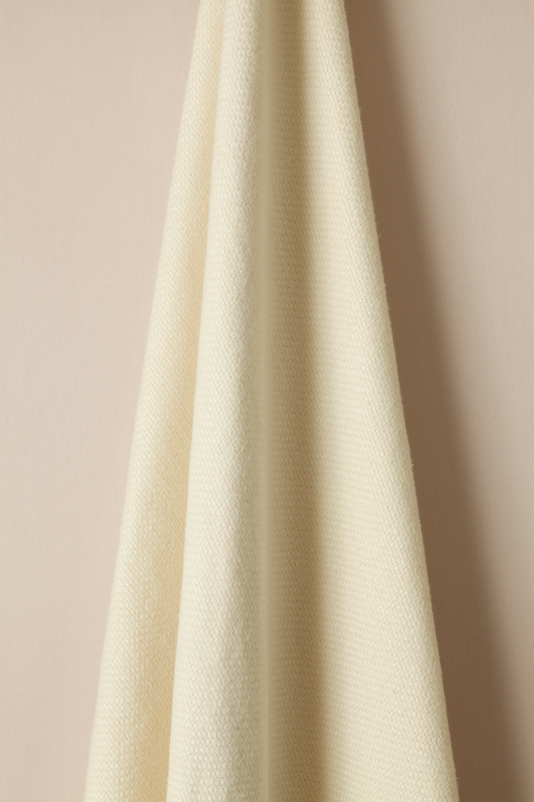 Heavy Weight Linen in Daisy