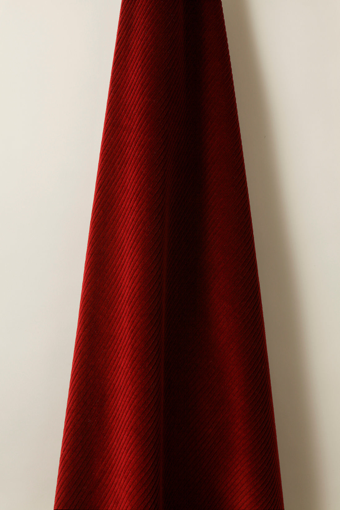 Jumbo Corduroy in Garnet