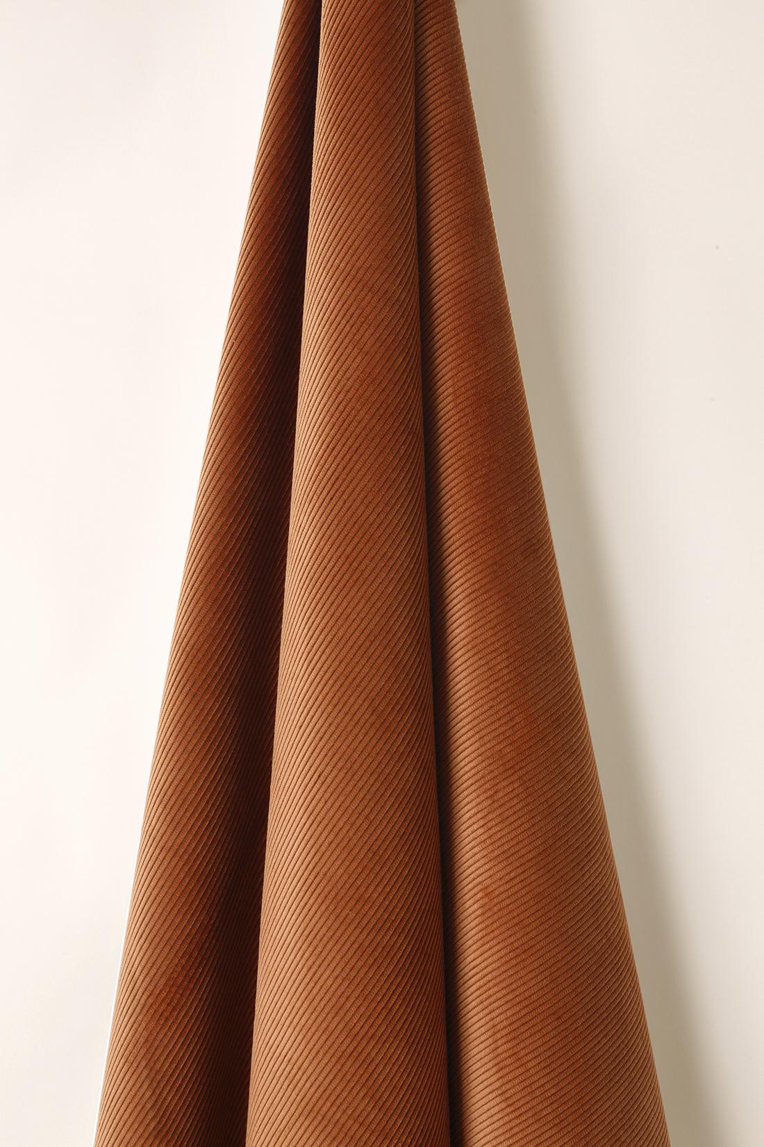 Medium Corduroy in Conker