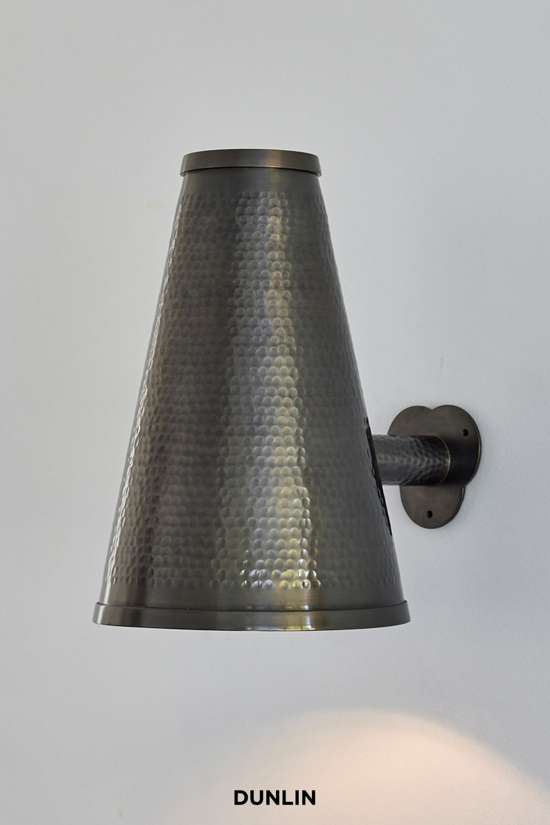 Dunlin Callot weathered Brass wall Light