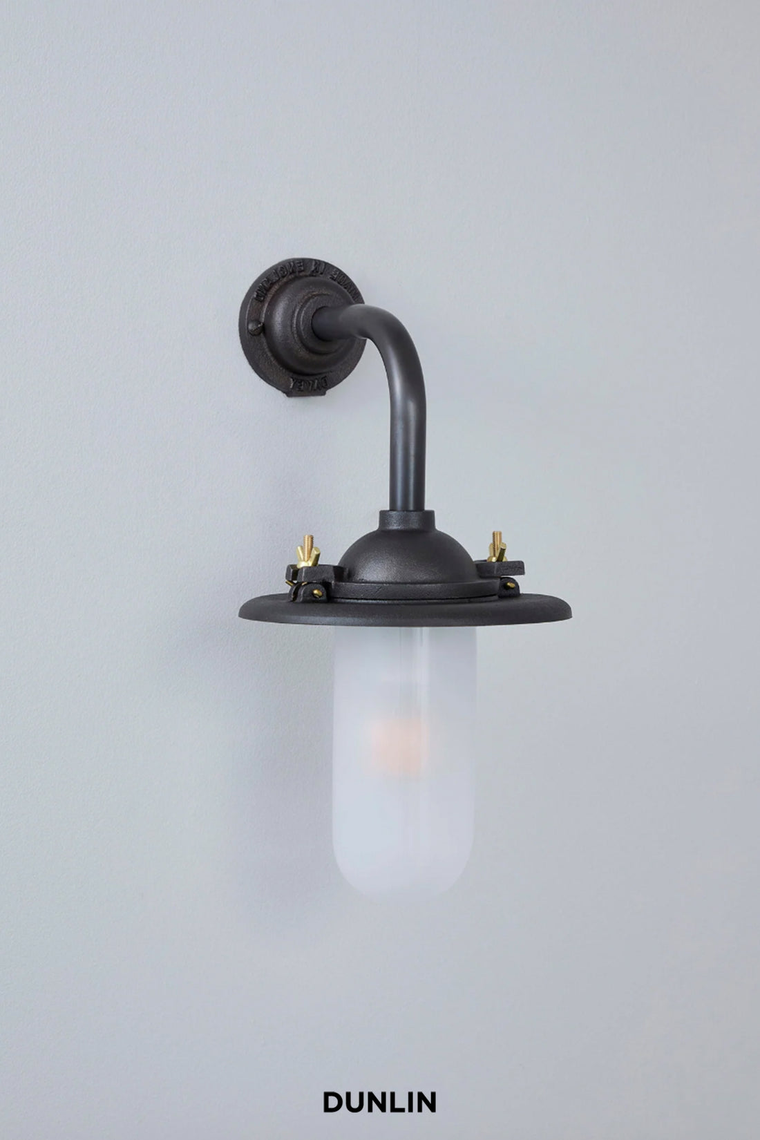 Chelsea Small Outdoor Wall Light, Weathered Brass