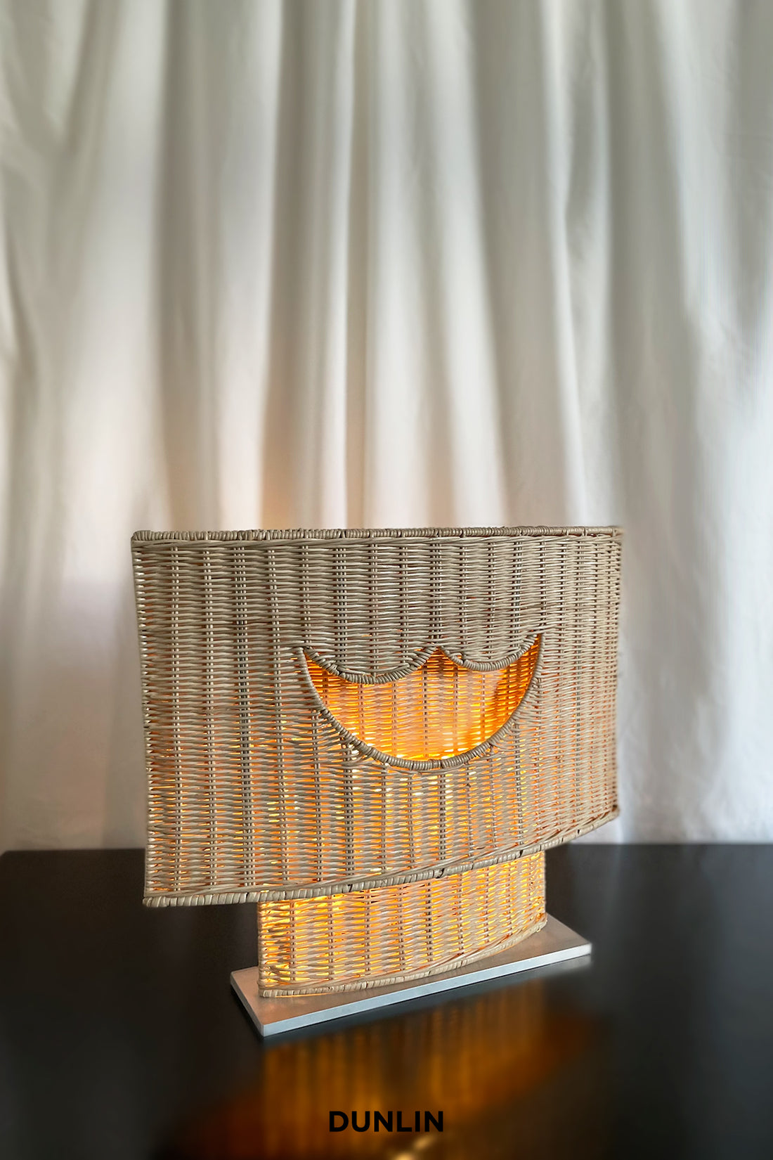 DUNLIN Rattan Luna Table Light